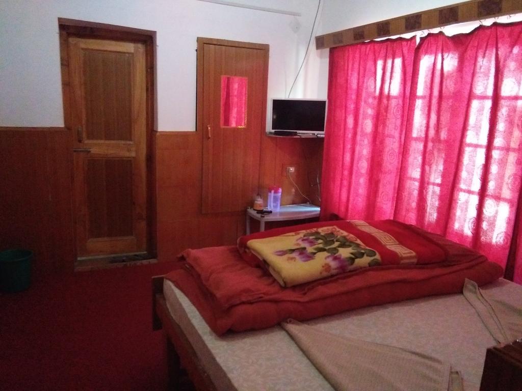 Galaxy Guest House Hundar ภายนอก รูปภาพ
